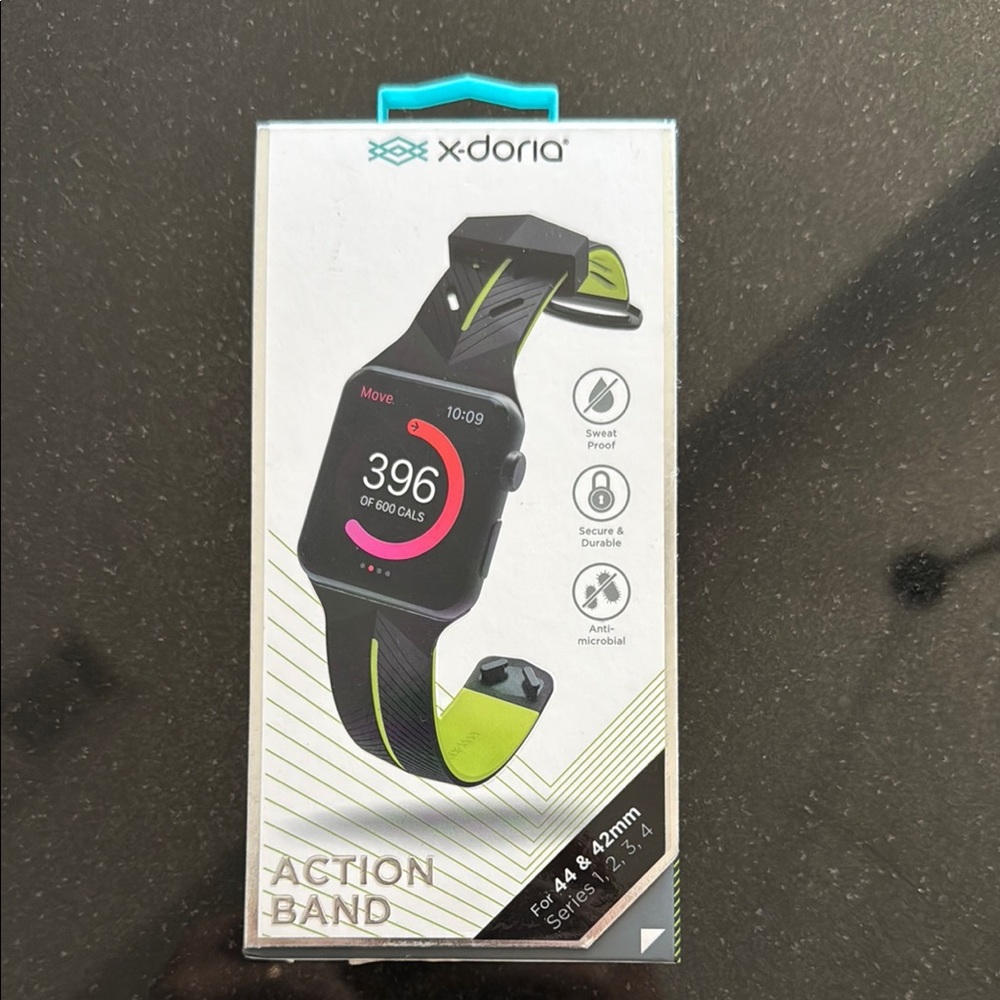 Tech3 Black and Green Smartwatch with Fitness Tracking #578